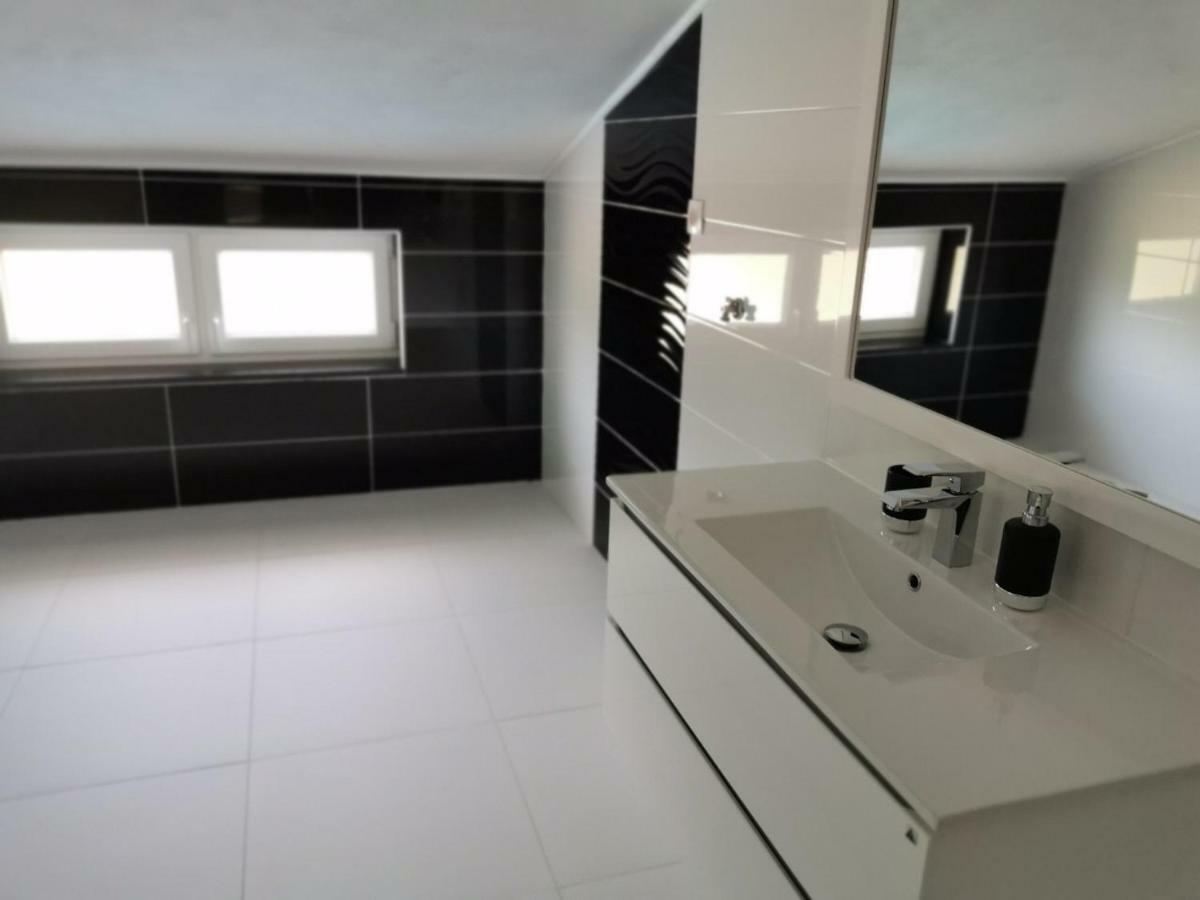 Vila Zdenka Novi Vinodolski Ngoại thất bức ảnh